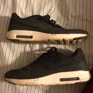 Nike Air Max Reflective toe piece